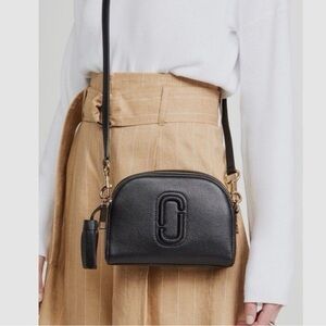 Marc Jacobs The Pebble Shutter Crossbody Bag